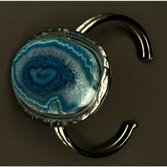 Blue Agate Slice Cuff Silver-tone Bracelet - Picture 7 of 7